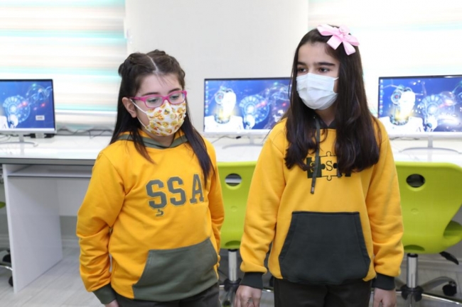 Öğrencilerin robotik kodlama sınıfı hayali gerçek oldu